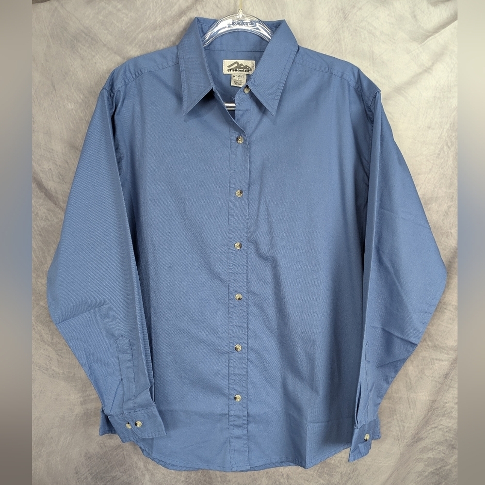 Tri-Mountain Medium Blue Button Down Shirt Women's